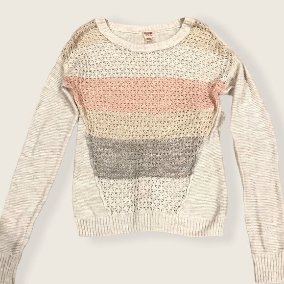 American Eagle Color Block Striped Pink Cream Grey Knit Cute Sweater Fall/Winter - Picture 6 of 6